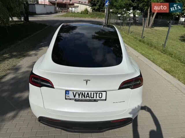 Білий Тесла Model Y, об'ємом двигуна 0 л та пробігом 40 тис. км за 26350 $, фото 11 на Automoto.ua