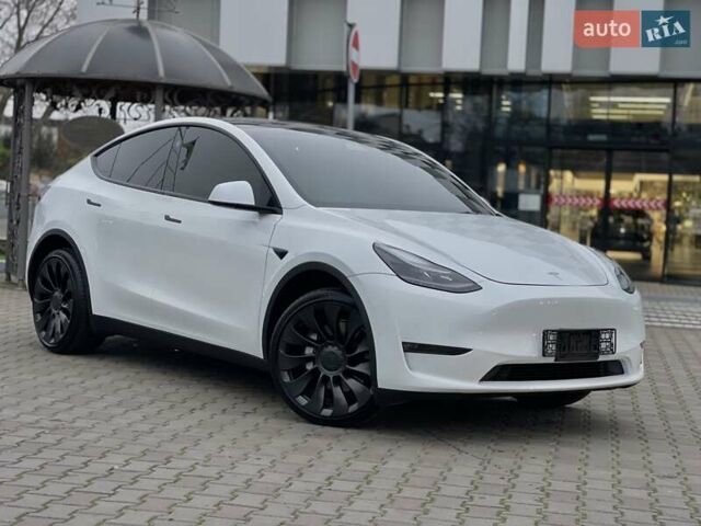 Білий Тесла Model Y, об'ємом двигуна 0 л та пробігом 27 тис. км за 28500 $, фото 7 на Automoto.ua