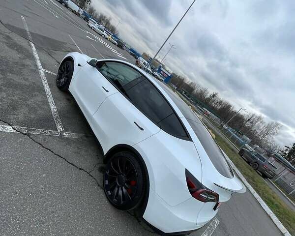 Білий Тесла Model Y, об'ємом двигуна 0 л та пробігом 39 тис. км за 33900 $, фото 18 на Automoto.ua