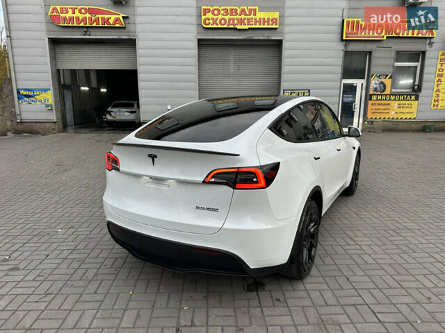 Белый Тесла Model Y, объемом двигателя 0 л и пробегом 35 тыс. км за 29500 $, фото 5 на Automoto.ua