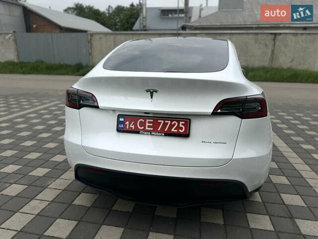 Белый Тесла Model Y, объемом двигателя 0 л и пробегом 29 тыс. км за 28900 $, фото 7 на Automoto.ua