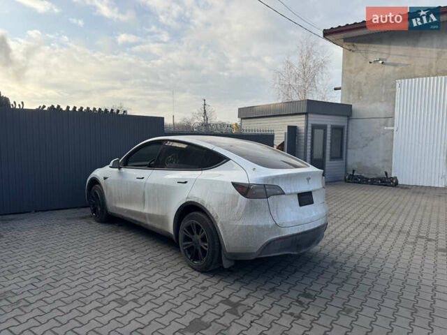 Білий Тесла Model Y, об'ємом двигуна 0 л та пробігом 156 тис. км за 17500 $, фото 7 на Automoto.ua