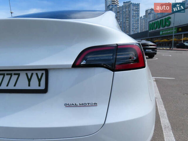 Белый Тесла Model Y, объемом двигателя 0 л и пробегом 41 тыс. км за 27000 $, фото 7 на Automoto.ua