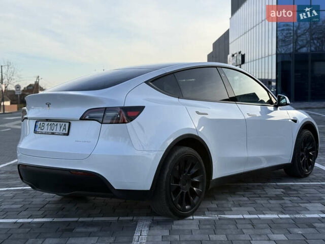 Белый Тесла Model Y, объемом двигателя 0 л и пробегом 40 тыс. км за 28800 $, фото 6 на Automoto.ua