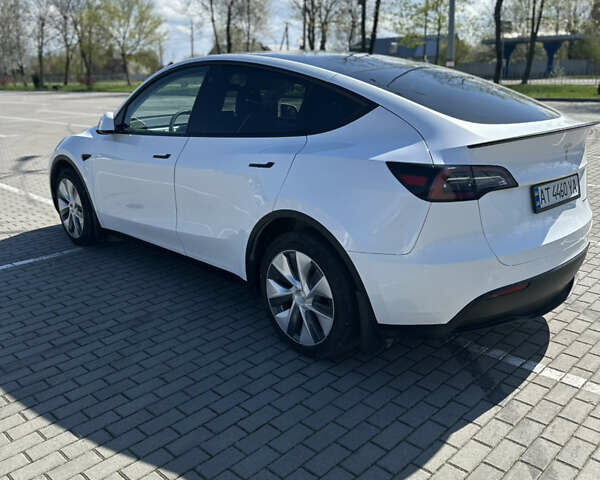 Белый Тесла Model Y, объемом двигателя 0 л и пробегом 32 тыс. км за 27199 $, фото 20 на Automoto.ua