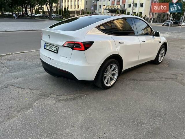 Белый Тесла Model Y, объемом двигателя 0 л и пробегом 33 тыс. км за 29800 $, фото 16 на Automoto.ua