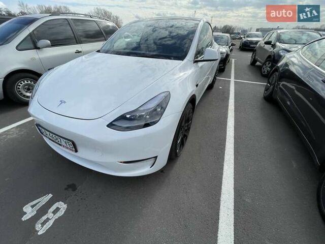Белый Тесла Model Y, объемом двигателя 0 л и пробегом 4 тыс. км за 29800 $, фото 44 на Automoto.ua