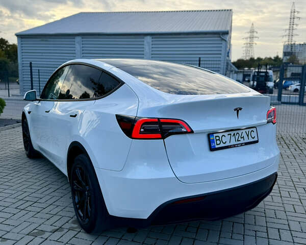 Тесла Model Y 2023 в Львове на Automoto.ua Белый Тесла Model Y, объемом двигателя 0 л и пробегом 48 тыс. км за 28900 $, фото 13 на Automoto.ua