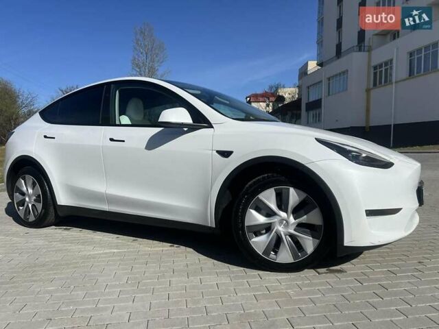 Білий Тесла Model Y, об'ємом двигуна 0 л та пробігом 37 тис. км за 27900 $, фото 16 на Automoto.ua