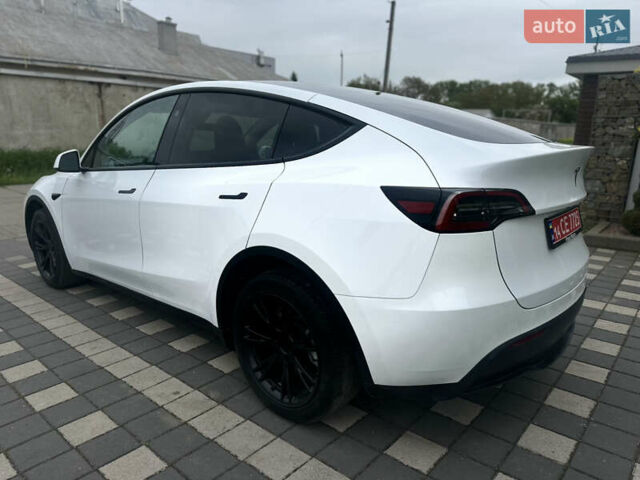 Белый Тесла Model Y, объемом двигателя 0 л и пробегом 29 тыс. км за 28900 $, фото 8 на Automoto.ua
