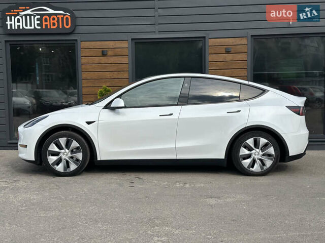 Білий Тесла Model Y, об'ємом двигуна 0 л та пробігом 47 тис. км за 27600 $, фото 10 на Automoto.ua