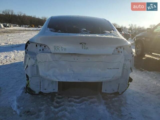 Белый Тесла Model Y, объемом двигателя 0 л и пробегом 25 тыс. км за 13000 $, фото 5 на Automoto.ua
