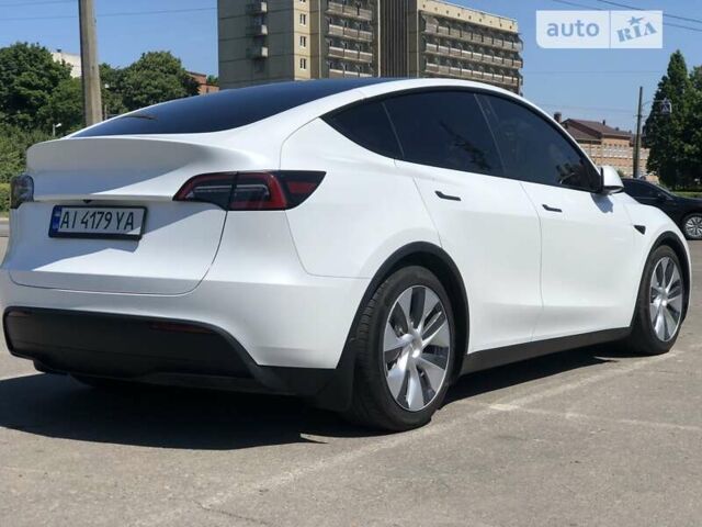 Белый Тесла Model Y, объемом двигателя 0 л и пробегом 7 тыс. км за 35900 $, фото 4 на Automoto.ua