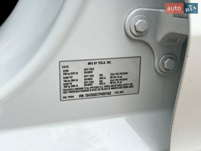 Белый Тесла Model Y, объемом двигателя 0 л и пробегом 89 тыс. км за 30999 $, фото 23 на Automoto.ua