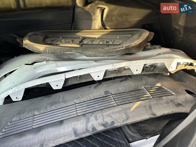 Белый Тесла Model Y, объемом двигателя 0 л и пробегом 96 тыс. км за 18290 $, фото 10 на Automoto.ua