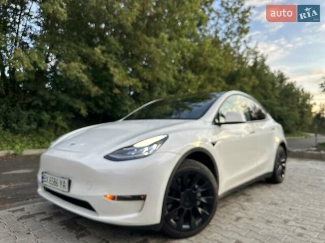Белый Тесла Model Y, объемом двигателя 0 л и пробегом 62 тыс. км за 24999 $, фото 15 на Automoto.ua