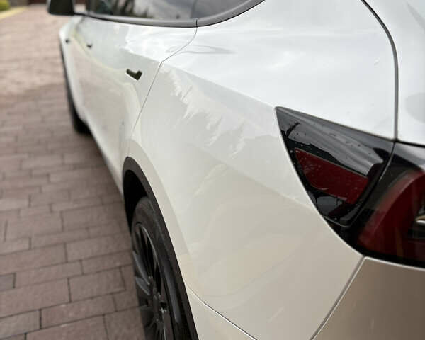 Тесла Model Y 2023 в Новояворовск на Automoto.ua Белый Тесла Model Y, объемом двигателя 0 л и пробегом 41 тыс. км за 28300 $, фото 14 на Automoto.ua