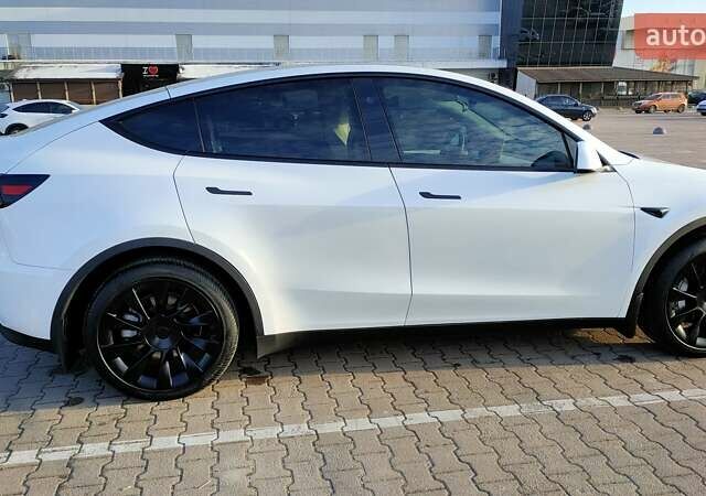 Белый Тесла Model Y, объемом двигателя 0 л и пробегом 10 тыс. км за 33500 $, фото 13 на Automoto.ua