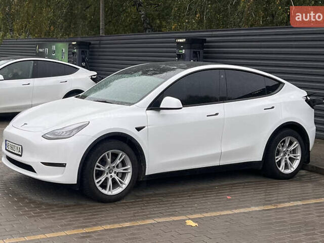 Белый Тесла Model Y, объемом двигателя 0 л и пробегом 35 тыс. км за 31500 $, фото 10 на Automoto.ua