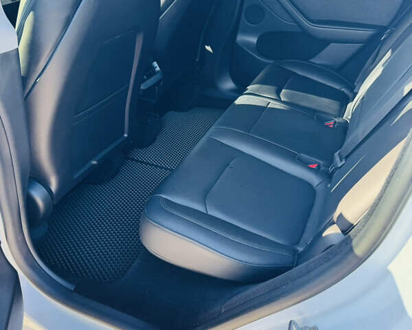 Белый Тесла Model Y, объемом двигателя 0 л и пробегом 57 тыс. км за 26500 $, фото 14 на Automoto.ua