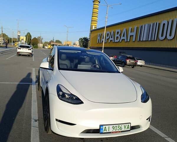 Белый Тесла Model Y, объемом двигателя 0 л и пробегом 36 тыс. км за 24990 $, фото 7 на Automoto.ua