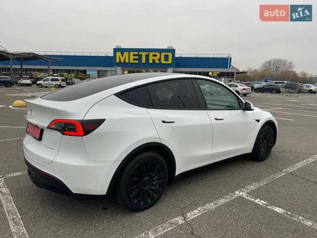 Белый Тесла Model Y, объемом двигателя 0 л и пробегом 39 тыс. км за 36900 $, фото 9 на Automoto.ua