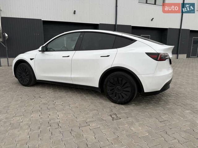 Белый Тесла Model Y, объемом двигателя 0 л и пробегом 39 тыс. км за 27200 $, фото 7 на Automoto.ua