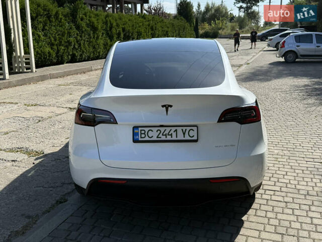 Белый Тесла Model Y, объемом двигателя 0 л и пробегом 13 тыс. км за 29500 $, фото 6 на Automoto.ua