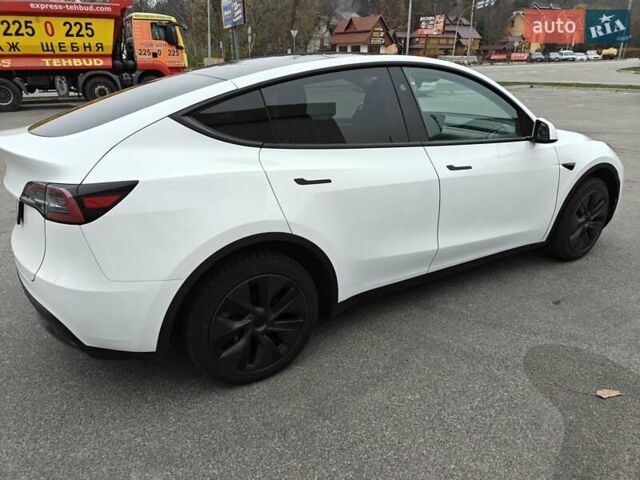 Белый Тесла Model Y, объемом двигателя 0 л и пробегом 18 тыс. км за 29000 $, фото 12 на Automoto.ua