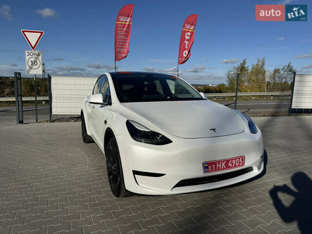 Белый Тесла Model Y, объемом двигателя 0 л и пробегом 26 тыс. км за 29900 $, фото 10 на Automoto.ua
