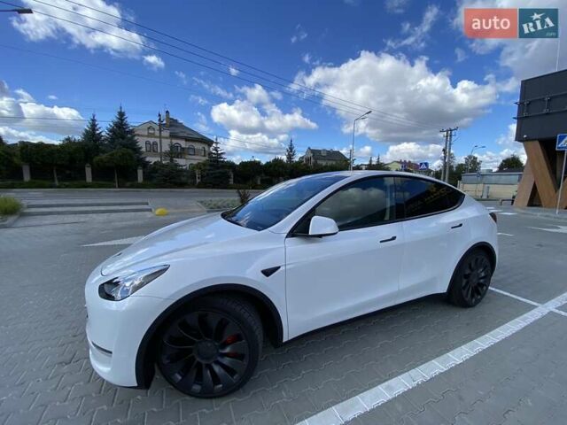 Білий Тесла Model Y, об'ємом двигуна 0 л та пробігом 11 тис. км за 34800 $, фото 9 на Automoto.ua