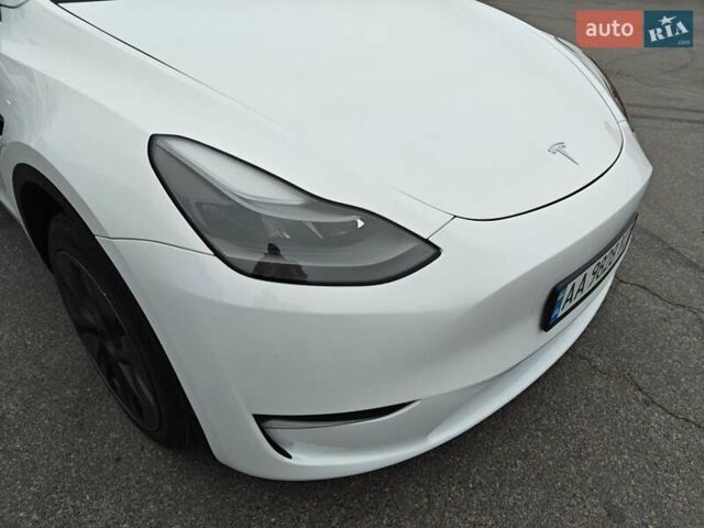 Белый Тесла Model Y, объемом двигателя 0 л и пробегом 18 тыс. км за 29000 $, фото 23 на Automoto.ua