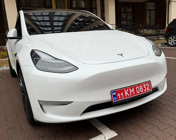 Белый Тесла Model Y, объемом двигателя 0 л и пробегом 17 тыс. км за 31300 $, фото 2 на Automoto.ua