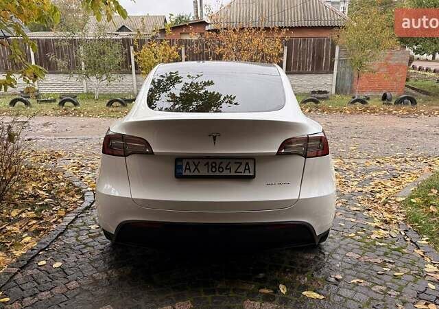 Белый Тесла Model Y, объемом двигателя 0 л и пробегом 20 тыс. км за 31500 $, фото 5 на Automoto.ua