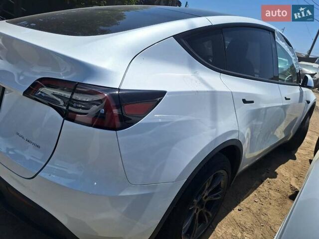 Белый Тесла Model Y, объемом двигателя 0 л и пробегом 10 тыс. км за 18800 $, фото 4 на Automoto.ua