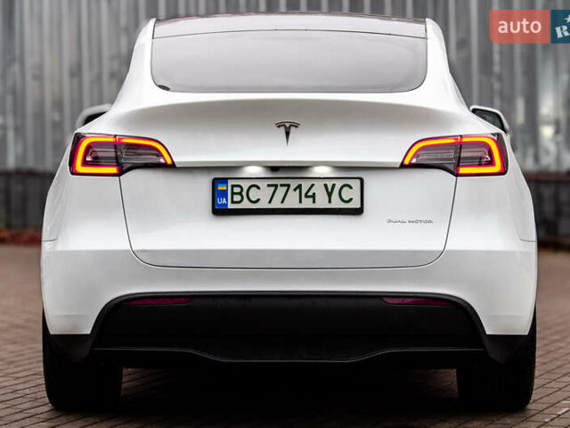 Білий Тесла Model Y, об'ємом двигуна 0 л та пробігом 11 тис. км за 30000 $, фото 11 на Automoto.ua