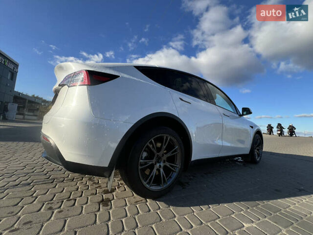 Тесла Model Y 2024 у Жовкві на Automoto.ua Білий Тесла Model Y, об'ємом двигуна 0 л та пробігом 30 тис. км за 33000 $, фото 8 на Automoto.ua