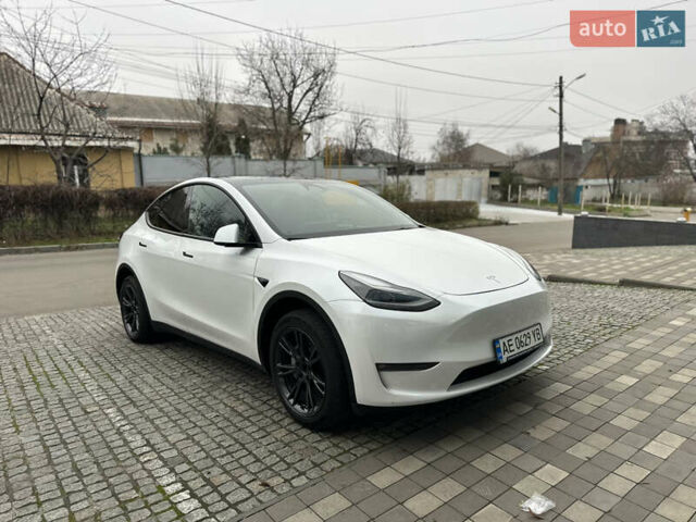 Белый Тесла Model Y, объемом двигателя 0 л и пробегом 16 тыс. км за 33700 $, фото 2 на Automoto.ua