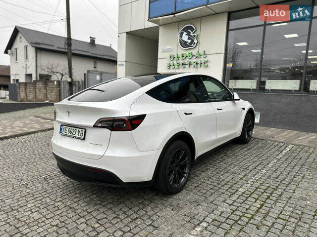 Белый Тесла Model Y, объемом двигателя 0 л и пробегом 16 тыс. км за 33700 $, фото 4 на Automoto.ua