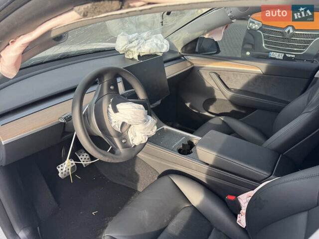 Белый Тесла Model Y, объемом двигателя 0 л и пробегом 5 тыс. км за 17800 $, фото 19 на Automoto.ua