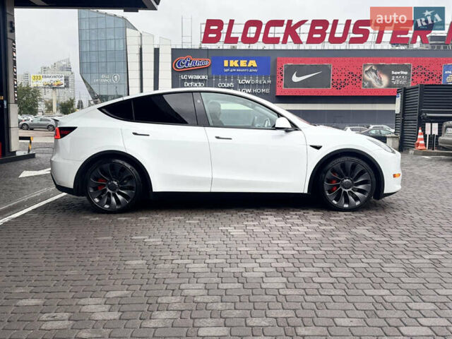 Білий Тесла Model Y, об'ємом двигуна 0 л та пробігом 7 тис. км за 35000 $, фото 3 на Automoto.ua