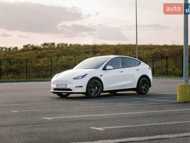 Білий Тесла Model Y, об'ємом двигуна 0 л та пробігом 5 тис. км за 29900 $, фото 30 на Automoto.ua