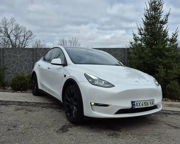 Білий Тесла Model Y, об'ємом двигуна 0 л та пробігом 8 тис. км за 30500 $, фото 1 на Automoto.ua