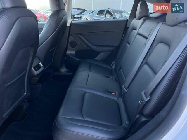 Белый Тесла Model Y, объемом двигателя 0 л и пробегом 34 тыс. км за 31440 $, фото 36 на Automoto.ua