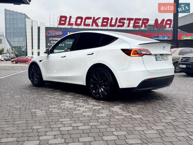 Білий Тесла Model Y, об'ємом двигуна 0 л та пробігом 7 тис. км за 35000 $, фото 6 на Automoto.ua