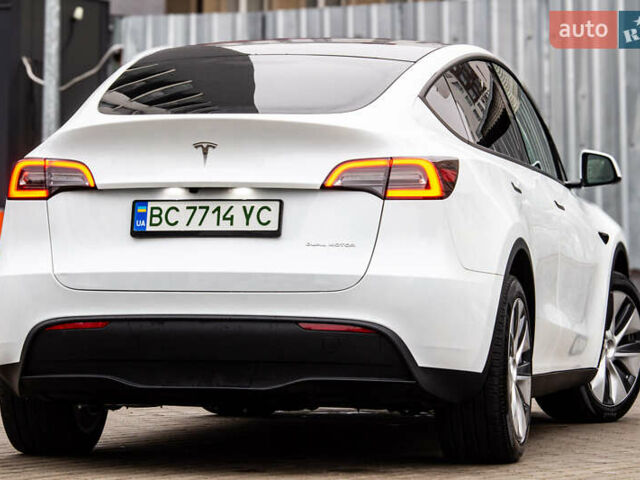 Білий Тесла Model Y, об'ємом двигуна 0 л та пробігом 11 тис. км за 30000 $, фото 17 на Automoto.ua