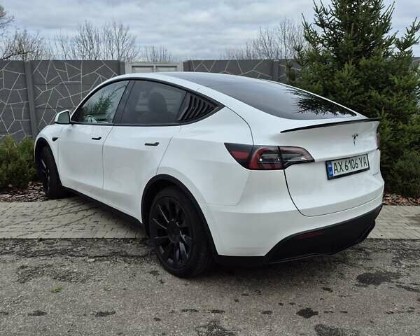 Білий Тесла Model Y, об'ємом двигуна 0 л та пробігом 8 тис. км за 30500 $, фото 7 на Automoto.ua