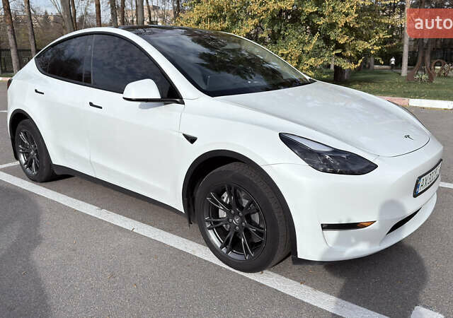 Белый Тесла Model Y, объемом двигателя 0 л и пробегом 18 тыс. км за 29000 $, фото 1 на Automoto.ua