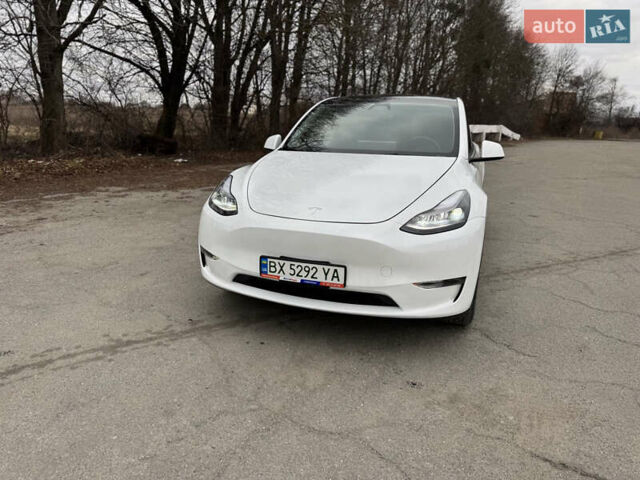 Белый Тесла Model Y, объемом двигателя 0 л и пробегом 10 тыс. км за 32000 $, фото 4 на Automoto.ua