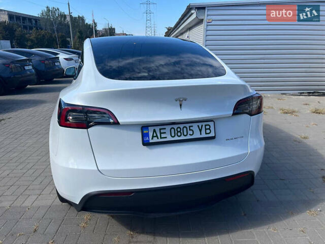Белый Тесла Model Y, объемом двигателя 0 л и пробегом 39 тыс. км за 30999 $, фото 10 на Automoto.ua